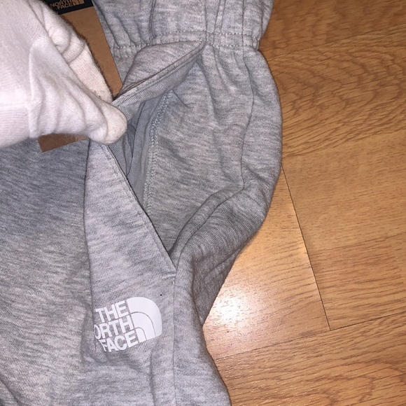 NWT The North Face Half Dome Joggers, Size Medium - Picture 6 of 12